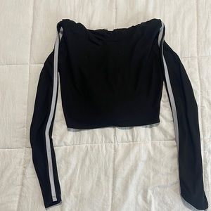 Black crop top. Size XS